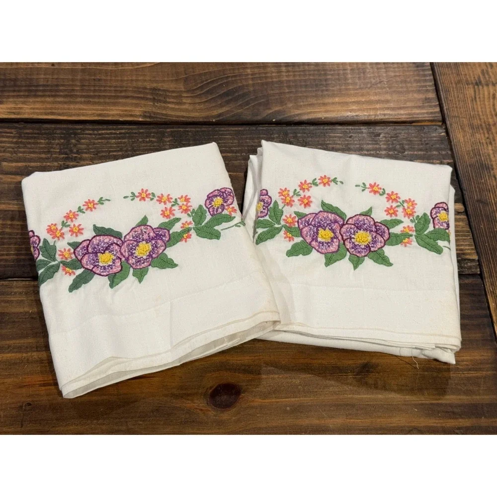 Vintage Hand Embroidered 2 Paisley Pillowcases Pair White Floral Cottagecore